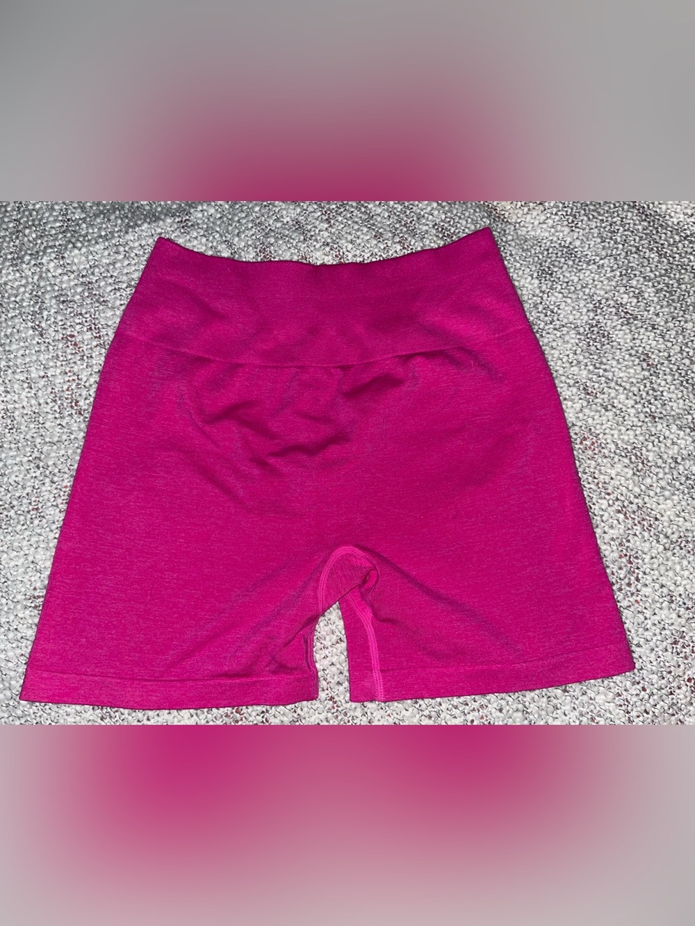 Celer Hot Pink Scrunch Butt Seamless Workout Shorts Size Medium Activewear